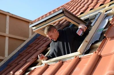 Pose de fenêtres de toit Velux à Montpothier